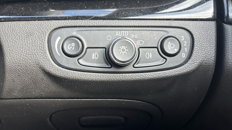 Vauxhall Mokka X 1.6i Active 5dr Petrol Hatchback